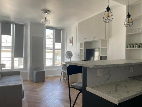 Vendee Apartamento | Studio Neuf & Équipé au coeur du Marais