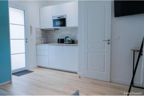 Bagneux Apartamento | Studio Neuf, Meublé avec climatisation et parking payants