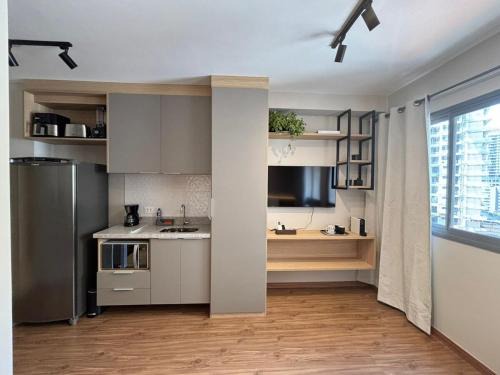 Santo Amaro Apartamento | Studio novo e equipado próximo ao metrô e Consulado Americano