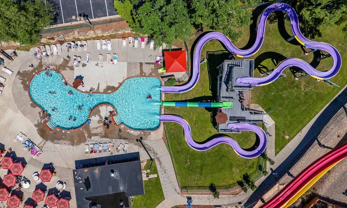 Wisconsin Dells Condominio | Studio on the Green - Remodeled 2-Bed, Walk to Attractions