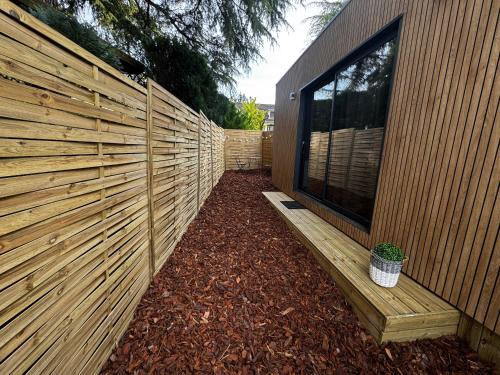 Montry Cama Y Desayuno | Studio paisible sous un Pin près de Disneyland