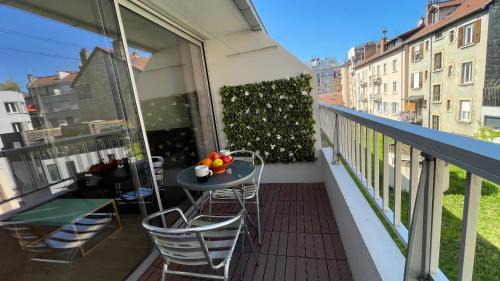 Quartier Hyper-Centre Apartamento | Studio plein centre, calme, parking inclus, piscine et gardien