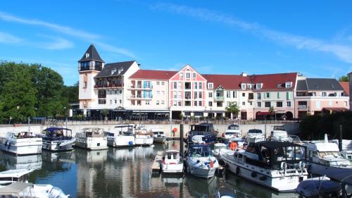 Cergy Apartamento | Studio Port Cergy