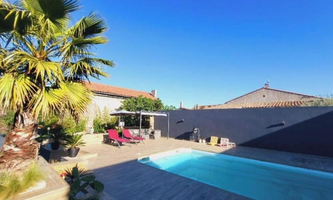 Les Pennes-Mirabeau Apartamento | Studio Privé Maison Piscine