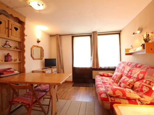 Les Carroz-d'Araches Apartamento | Studio rénové 4 pers, centre village, proche pistes et commerces - FR-1-572-61