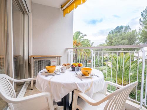 Boulouris-sur-Mer Apartamento | Studio Résidence Le Boréal-1 by Interhome