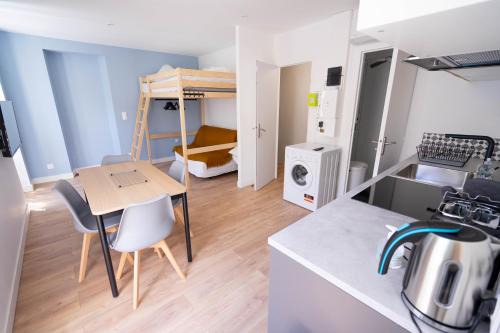 Blaye Apartamento | Studio refait à neuf avec cuisine équipée R1