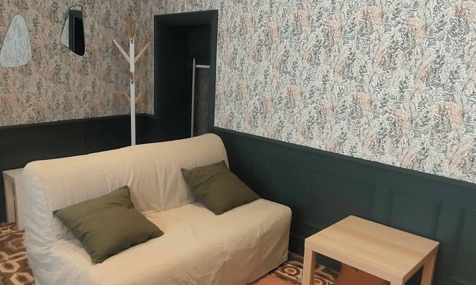Villelaure Apartamento | Studio renovated Luberon village house/Provence