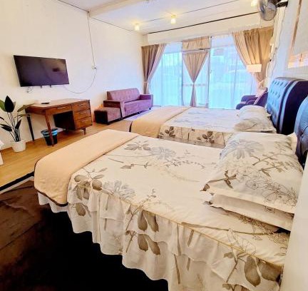 Batu Buruk Casa | Studio Room Bourgenvilla Jalan Budiman Batu Burok KTrg