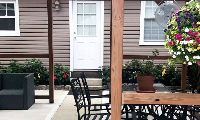 West Orange Casa | Studio Sized Home w/easy access to NYC trains