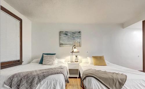 Downtown Des Moines Apartamento | Studio Sleeps 4 - Next To 3 Breweries!