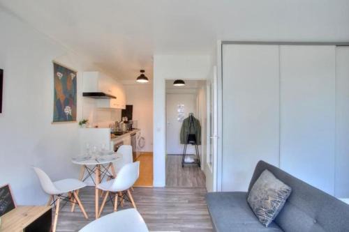 Quartier Chatillon Apartamento | Studio spacieux avec terrasse et parking