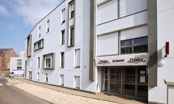 Sainte-Anne - Faubourg Noyon Apartamento | Studio moderne et spacieux, près monuments historiques | Wi-Fi Gratuit!