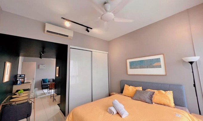 Sungai Buloh Apartamento | Studio Staycation D'Sara @ Linked MRT, Near Thomson Hospital & Sungai Buloh Hospital