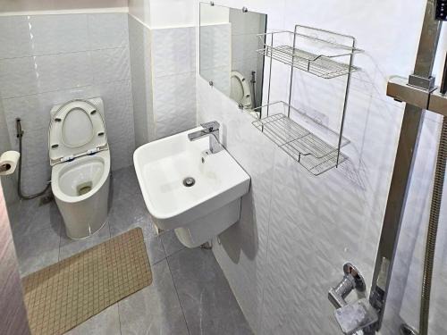 Iloilo City Proper Apartamento | Studio Unit at Bernwood Tower
