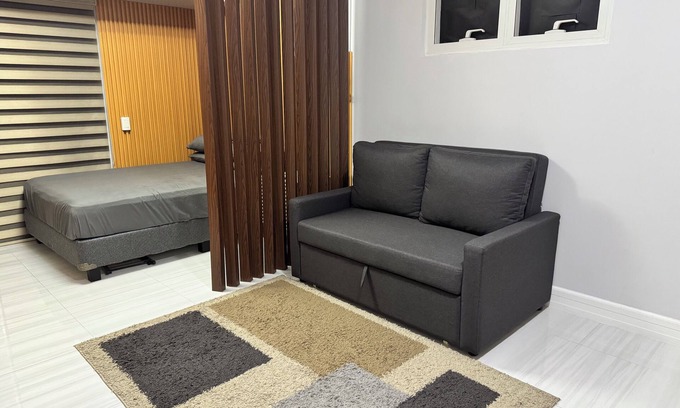 Santa Cruz Condominio | Studio Unit with Balcony in Manila