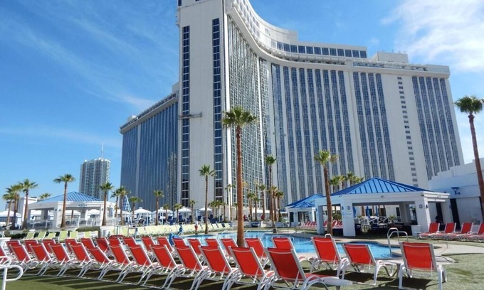 Las Vegas Villa | Studio Villa at the Marvelous Westgate Resorts