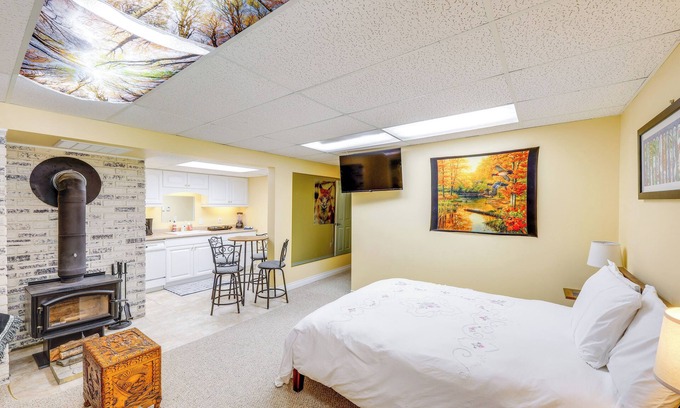 Libby Apartamento | Studio w/ Shared Hot Tub: 5 Mi to Logan State Park