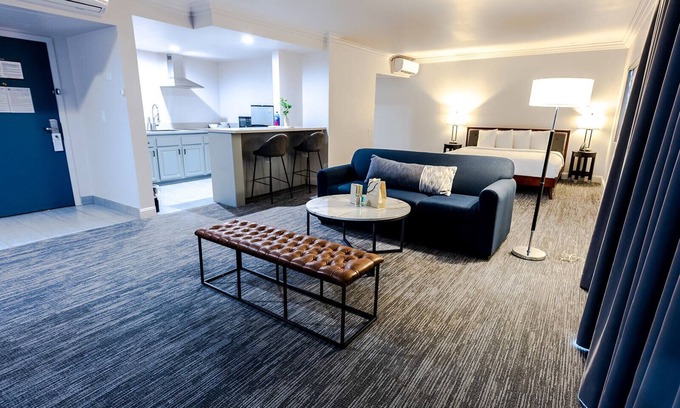 Westlake South Apartamento | Studio with Kitchen in Downtown LA