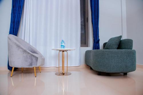 Entebbe Apartamento | Studio With Lake View