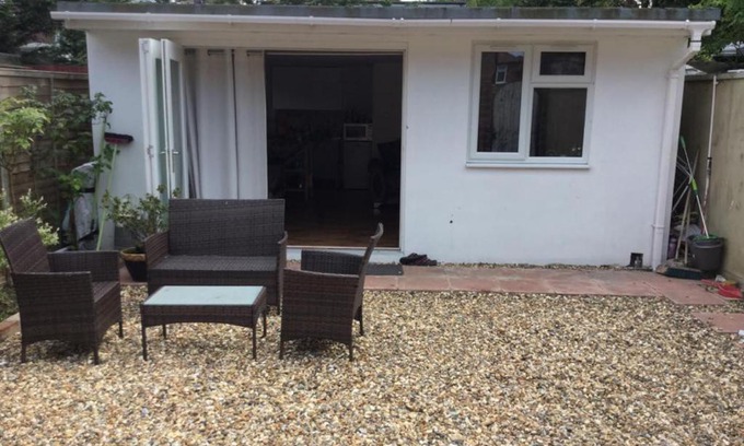 Cricklewood Apartamento | Studio with own Garden