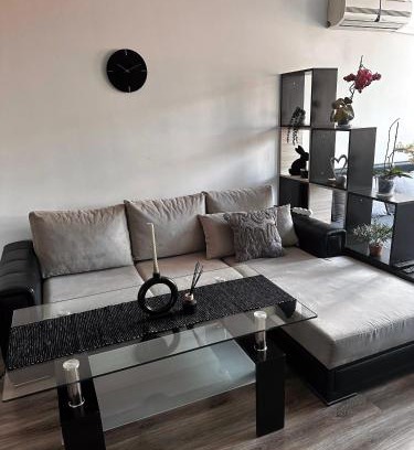 Sliven Apartamento | Studio X