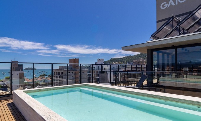 Jurere Apartamento | Studios in Building With Swimming Pool in Jurere - SOT