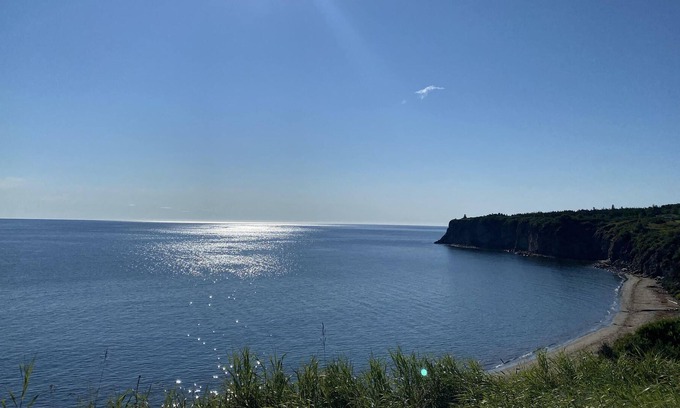 Le Rocher-Perce Regional County Municipality Casa | Stunning Oceanfront Cottage