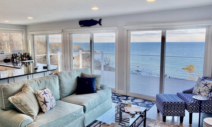 Plymouth Casa | Stunning 160 degree Direct Ocean Views! Renovated & well appointed Bluff House