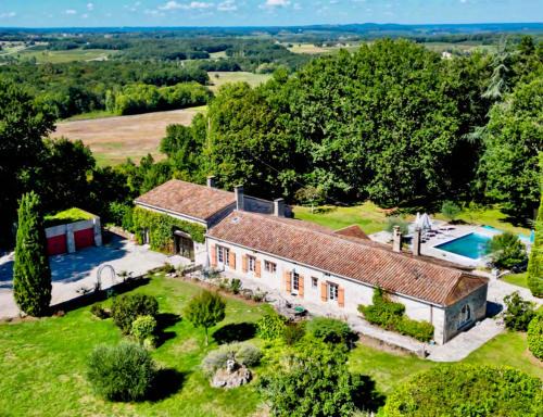 Loubezs-Bernac Casa | Stunning 18th Century Country House