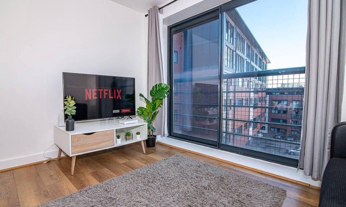 Bordesley Apartamento | Stunning 2-bed Apartment in Birmingham