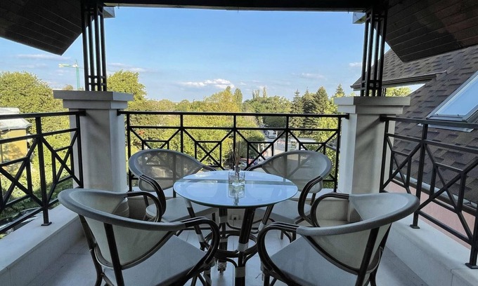 Saints Constantine and Helena Apartamento | Stunning 2-bed Apartment in sea Resort Varna