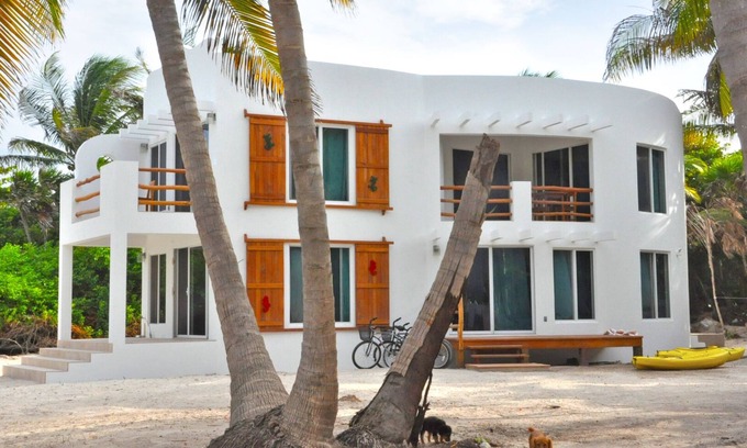 San Pedro Condominio | Stunning 2 Condos up to 12 People. Free Snorkeling & Fishing