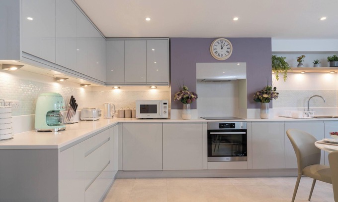Cheltenham Casa | Stunning 2BD in the Heart of Cheltenham