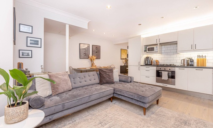 Kilburn Apartamento | Stunning 2BR Flat w/private Garden, Kilburn
