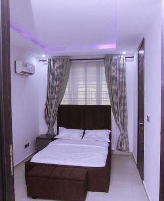 Lagos Casa | Stunning 3-Bed House in Lagos