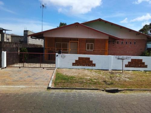 Paramaribo Casa | Stunning 3-Bed House in Paramaribo Suriname