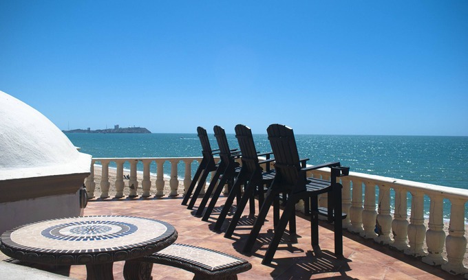 Sandy Beach Villa | Impresionante villa de playa de 3 dormitorios en Sandy Beach en Las Palmas Beachfront Resort V4