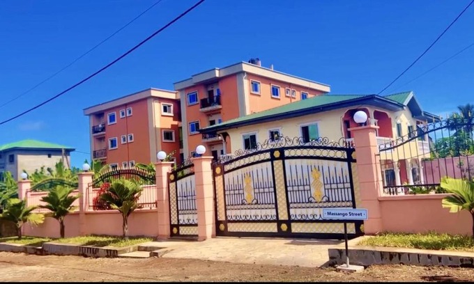 Limbe Casa | Stunning 3-Bedrooms GuestHouse in Limbe Cameroon