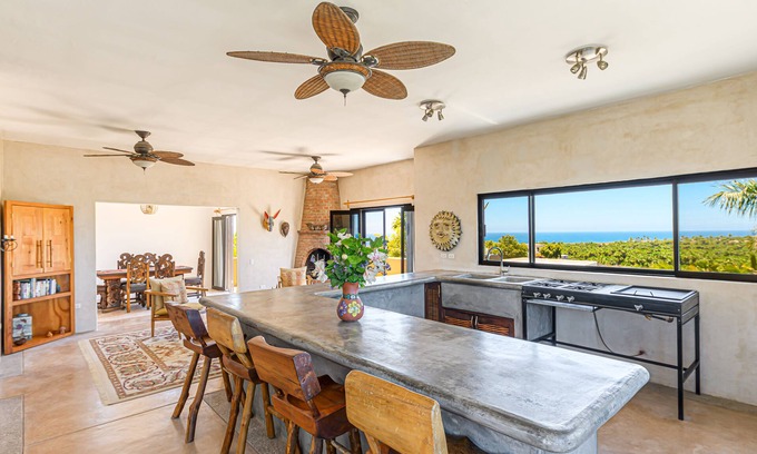 Ensenada Casa | Impresionantes vistas de 360 grados de Todos Santos, el océano, las montañas y la ciudad.
