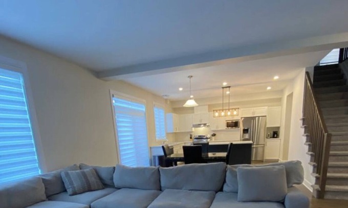 Carleton Place Casa | Stunning 4 bedroom modern home