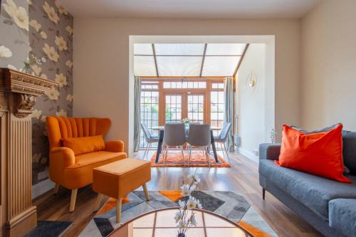 Shirley Casa | Stunning 5 Bedroom House - Croydon