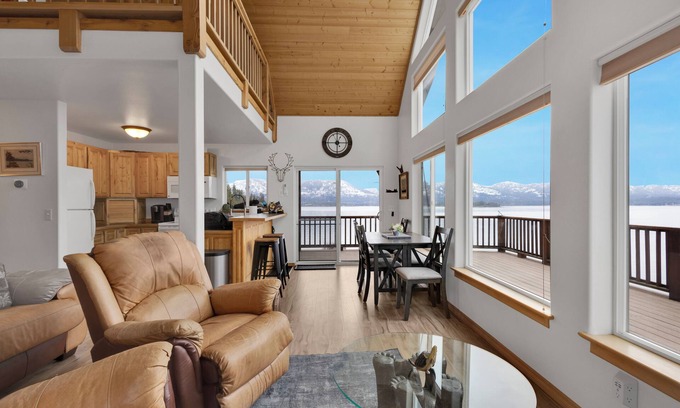 Sagle Cabina | Stunning A-Frame Retreat on Lake Pend Oreille – Sagle, Idaho