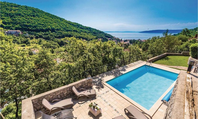 Sucici Apartamento | Stunning Apartment In Moscenicka Draga