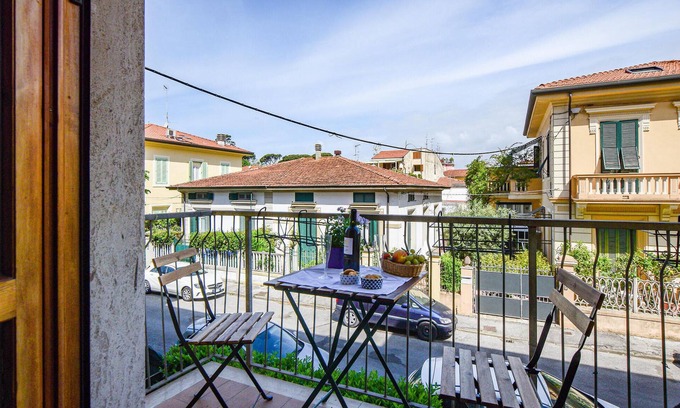 Ex Campo d'Aviazione Apartamento | Impresionante apartamento en Viareggio