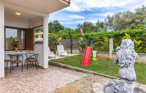 Peruski Apartamento | Stunning Apartment In Marcana