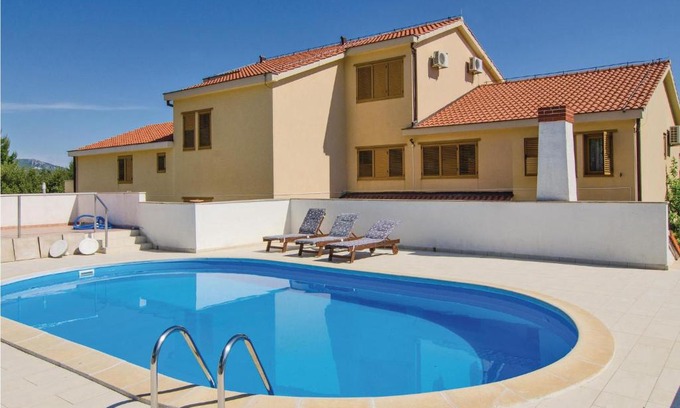 Stankovici Apartamento | Stunning Apartment In Orebic With Sauna, Wifi And Outdoor Swimming Pool