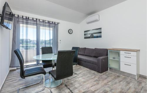 Stobrec Apartamento | Stunning Apartment In Split With Wifi