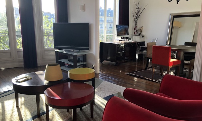 Quartier Saint-Ambroise Apartamento | Impresionante apartamento con una bonita vista tranquilo y espacioso 1076 SQFT 100m2