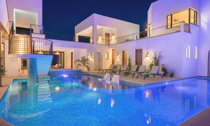 Nopolo Casa | Stunning beachfront home & mountain views, and the biggest private pool with High speed internet